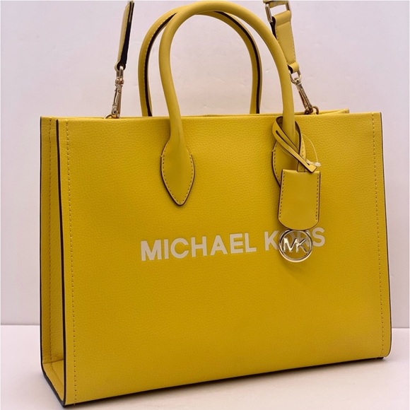 Michael Kors Mirella
Medium Pebbled Leather
Tote Shoulder Bag - Picture 12 of 13